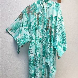 *As Is* Vintage Green Japanese Pagoda Kimono Robe